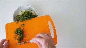 Домашние чебуреки с картофельным пюре и грибами