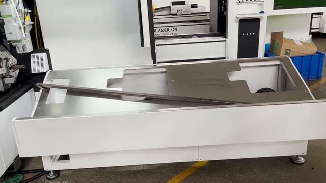 ✅ Резка профильной трубы на лазерном труборезе JQLaser MZ смотреть онлайн