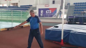 КРУГЛИКОВ АН, ФИЗКУЛЬТУРА Прыжки в высоту, обучение6 способом перешагивания