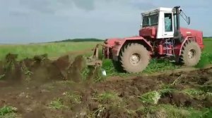 дисковый плуг в работе