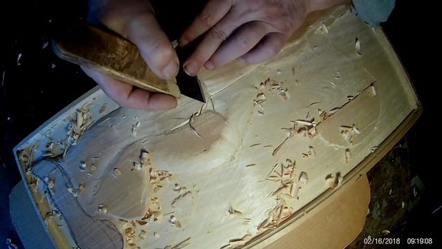 резьба по дереву девушка и море. смотреть онлайн