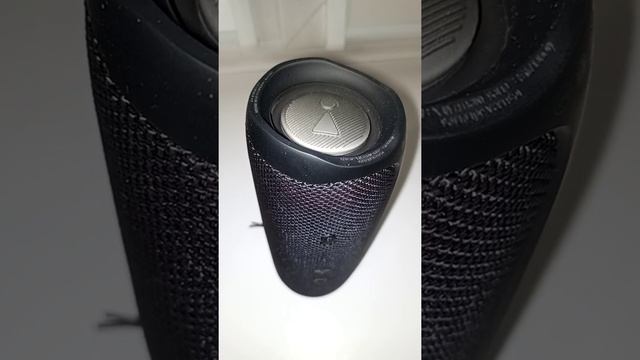 Колонка JBL FLIP 5 LFM 60% Bass Test