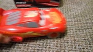 Молния МакВин - новая игрушка! Lighting McQueen - new toy!