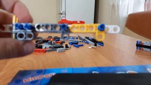 как сделать лего техник пистолет с магазином!(1 часть)