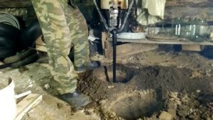 Универсальный шнек -  Бурение мотобуром