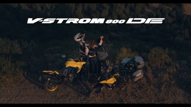 NEW Honda Transalp XL750 vs NEW Suzuki V-Strom 800DE | Which One Should You Buy?