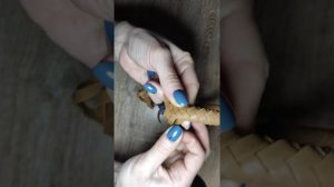 Плетение из восьми полос.