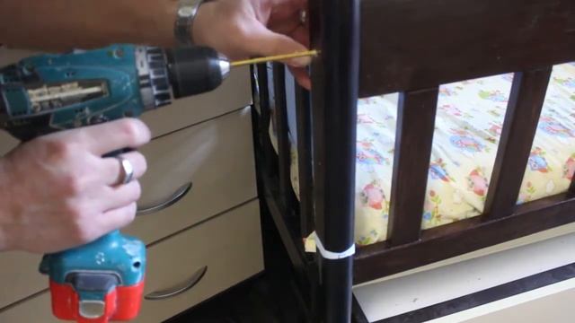 Апгрейд детской кроватки. Установка защитного ограждения. смотреть онлайн