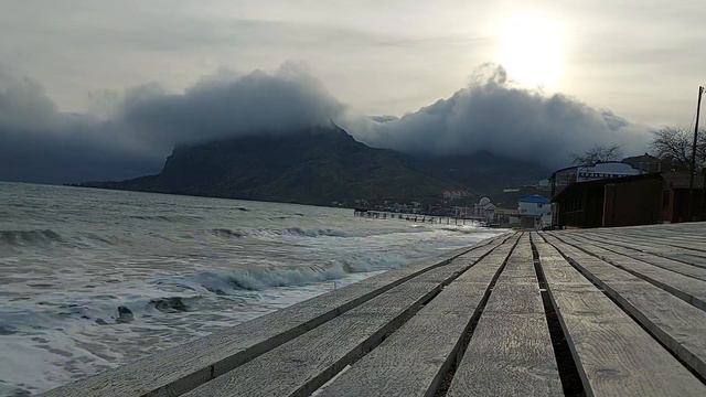 Зима в Крыму. Прекрасный вид на гору Карадаг пгт #Коктебель.   #крымроссия