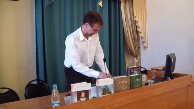 Директор издательства РХГА Р.В. Светлов. Презентация новинок 2012-13 гг. смотреть онлайн