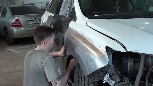 Кузовной ремонт LEXUS RX 350  Рихтовка правого борта.
