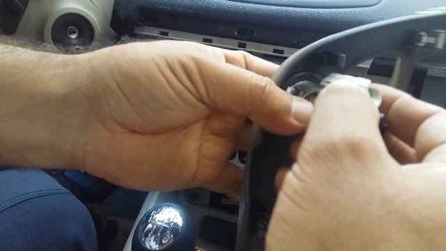 Renault Fluence ve Megane 3 III Çakmaklık Lambası Nasıl Değiştirilir смотреть онлайн