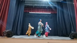 татарский танец  ярдемчелере (помощницы) 10-11 лет