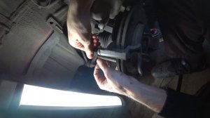 Замена передних тормозных колодок Honda Civic 5D