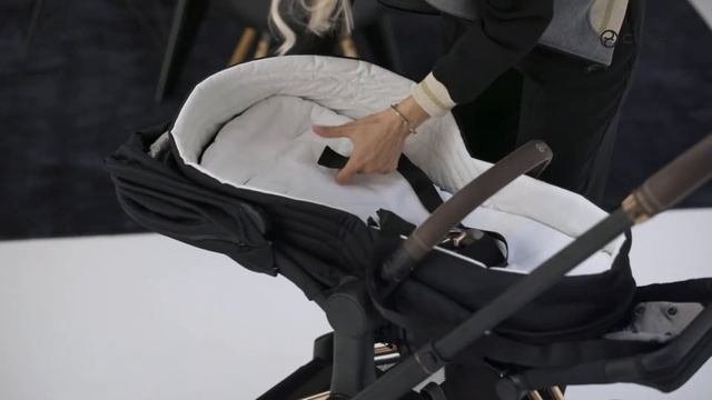 CYBEX E-PRIAM Tutorial Video