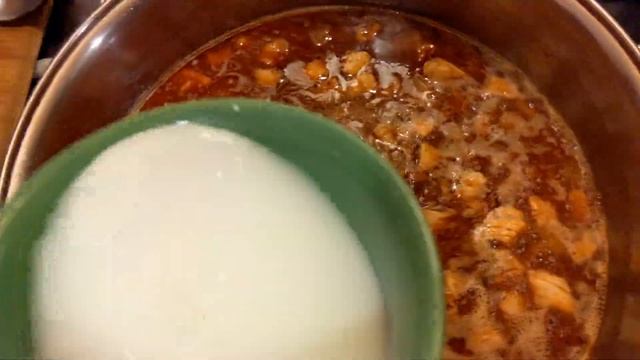 Cheesy Chicken Chilli Delight смотреть онлайн