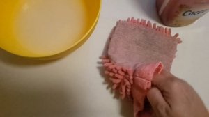 Вытираем и полируем  мебель.