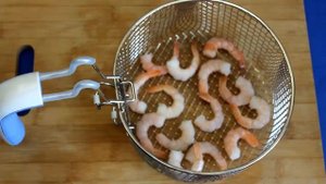 Рецепт приготовления креветок во фритюре во фритюрнице VITEK VT-1539 W