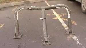 Установка незаконных парковочных барьеров в Видном