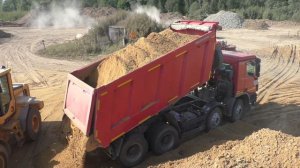 Mercedes-Benz Actros  MPIII 8x4 Meiller Kipper unloading