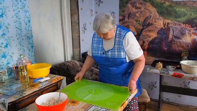 Больше не ем обычные пирожки! Готовлю только расстегай с рыбой ! Родные съедают за 30 секунд !.mp4