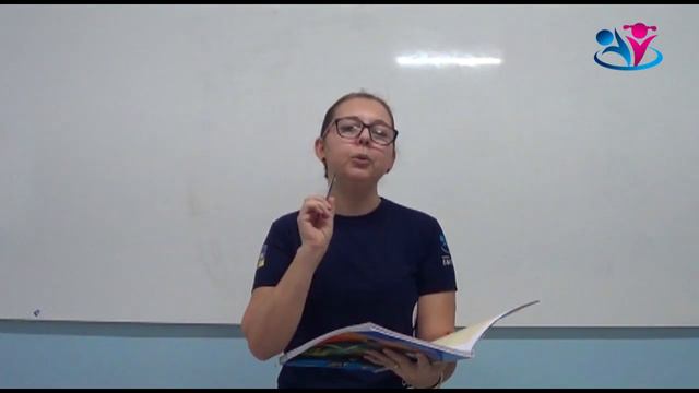 Professora Erika - 4º ano A Aula 80 смотреть онлайн