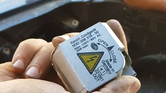 Замена ксеноновай лампы ближнего света на bmw x5 e53 смотреть онлайн