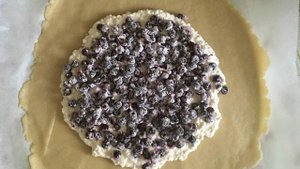 Галета с творогом и черникой