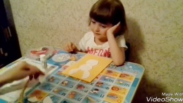 Лиза делает зайку из ваты! смотреть онлайн