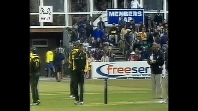 Shoaib Akhtar Very FAST Over against Australia l Gilchrist Clean Bowled l Cardiff 2001