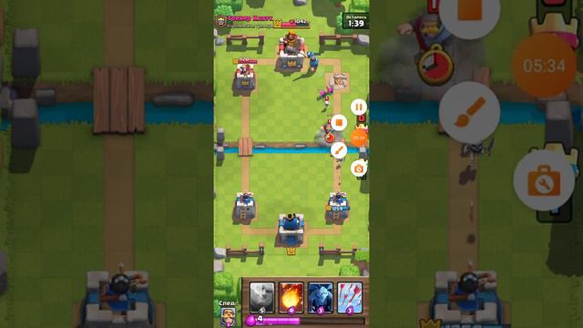 ПЕРВЫЙ РАЗ В КЛЕШ РОЯЛЬ смотреть онлайн