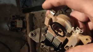 Ремонт генератора Mitsubishi 8200660052 Renault Dacia