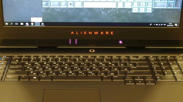 Самый дорогой Ноутбук от Alienware (Обзор Alienware 17 R5) смотреть онлайн