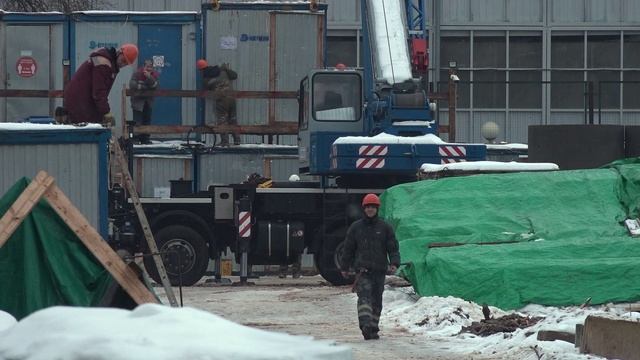 Инспекция депутатами Мособлдумы строительства объектов образования в Новоивановском и Одинцове