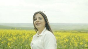 Deli Kız Sinin Geliyor - Halay - Aylin Demir