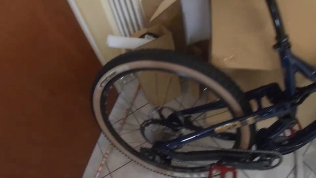 Short overlook of just assembled meta am 29 essential 2020 dark blue смотреть онлайн