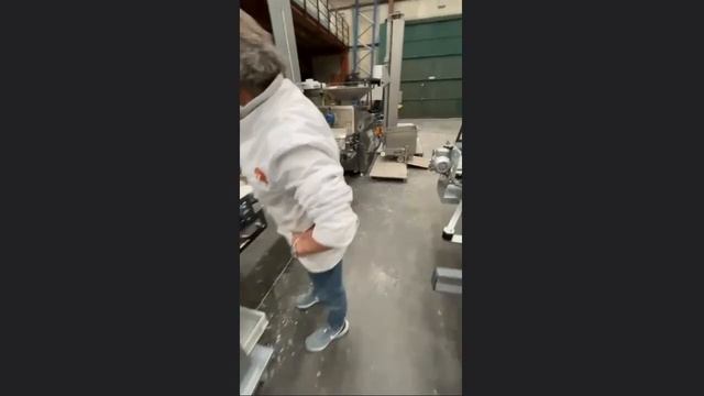 Линия TXA-AUT-ROLL + делитель AL MR 650 +выпечка смотреть онлайн