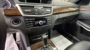 Mercedes-Benz E-Класс 200 '2011