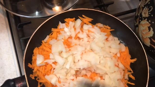 Рассольник?? ароматный,наваристый с мясом и перловкой!!! смотреть онлайн