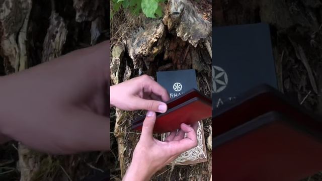 Кожаный женский кошелек с руной Феху смотреть онлайн