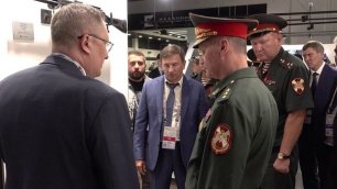 Алексей Беззубиков ознакомился с экспозицией демоцентра «Калашникова» | «Армия-2022»