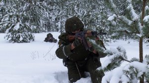 Тактическая подготовка курсантов. Действия в лесистой местности