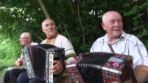 Частушки веселые и озорные под гармошки и ложки для хорошей компании друзей и застолья