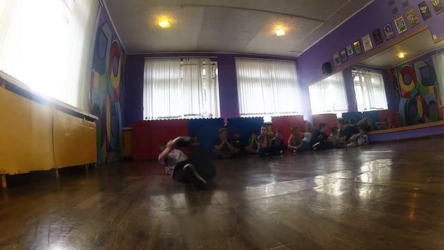 Школа по брейк дансу Power Rangers урок 4 www.letsdance.by смотреть онлайн