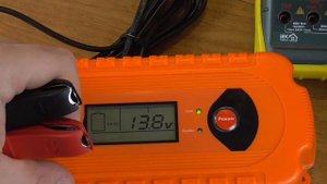 ОБЗОР: Daewoo DW 800 - интеллектуальное зарядное устройство