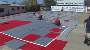 Cпортивное покрытие Bergo. Укладка баскетбольной площадки на изношенное основание за один день