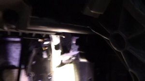 Замена регулятора (ежа) вентилятора салона Volvo P3