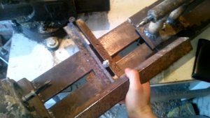 САМОДЕЛЬНЫЙ ТОКАРНЫЙ ПО ДЕРЕВУ