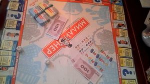 Играем в игру МИЛЛИОНЕР!!! С БРАТОМ читать описание