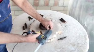 Из Сухих Веток и Обрезков Дерева! Удобная Поделка для Дома!